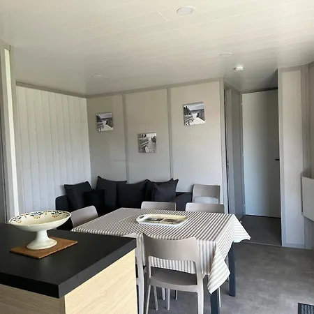 פארק נופש 79 Landes Nature *